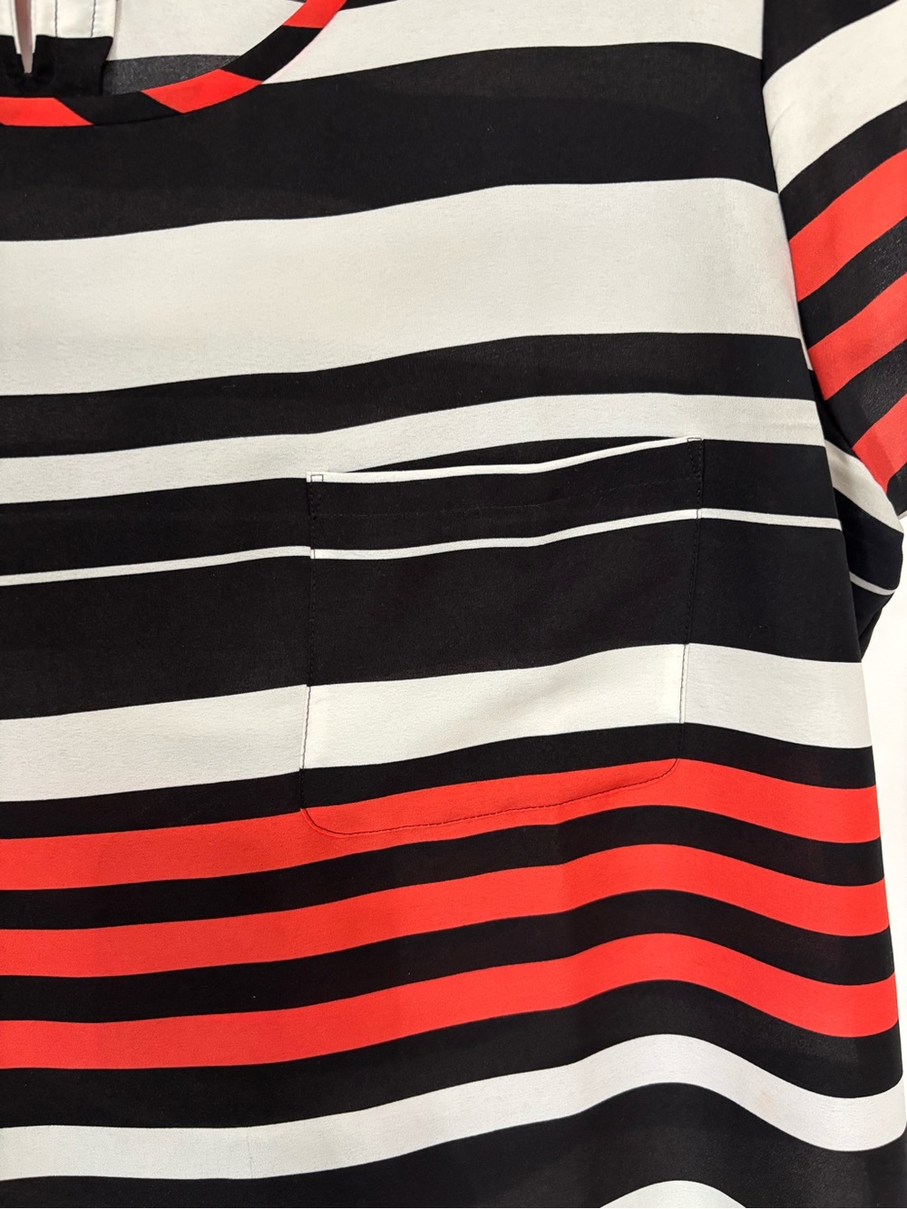 Ann Taylor Petite Black, White & Red Striped Scoop Neck Blouse, size LP - Picture 4 of 6